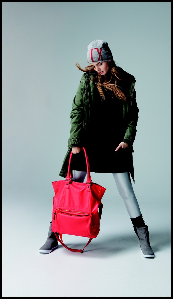 lookbook-dcshoes_red_bag