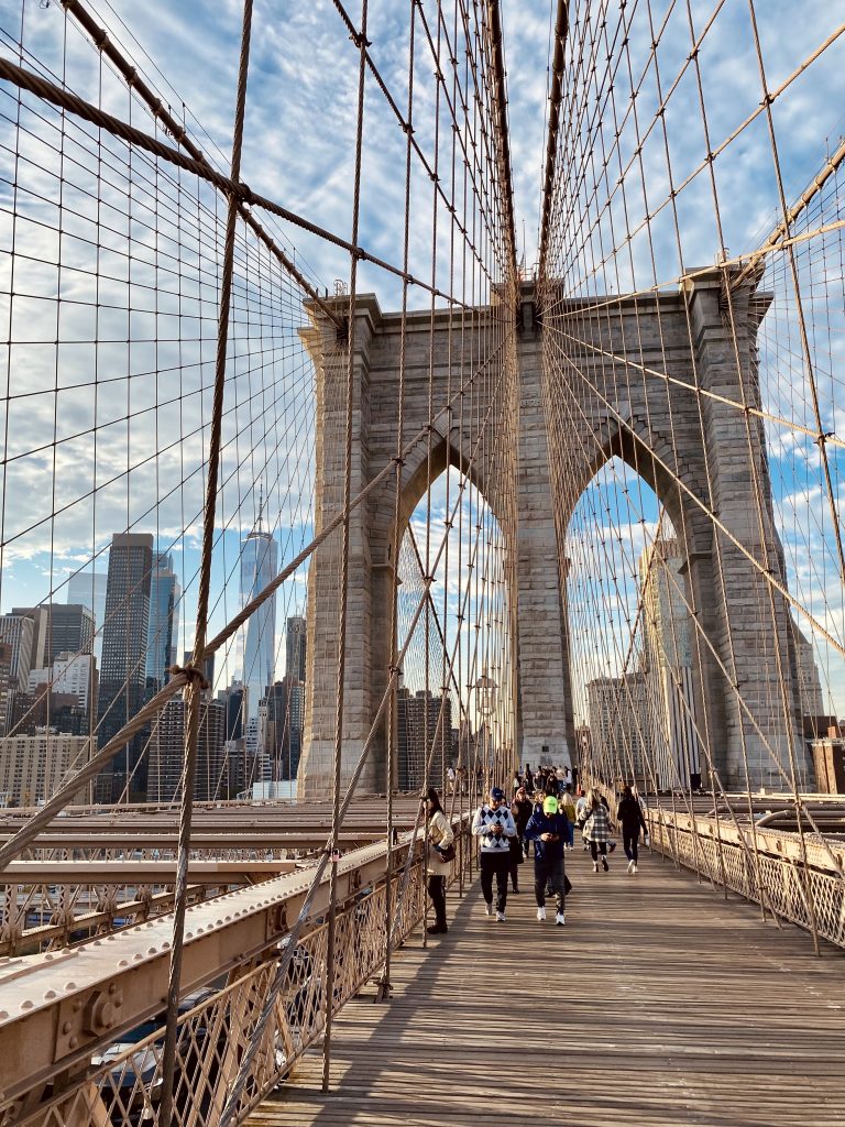 pont de Brooklyn visité après le marathon de New York 2023